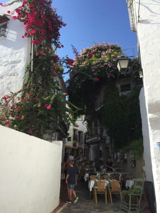 Апартаменты Bahia De Casares Эстепона Экстерьер фото